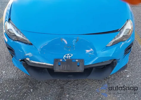 2020 Toyota 86 Gt из США, поврежденный, VIN JF1ZNAE11L8753094